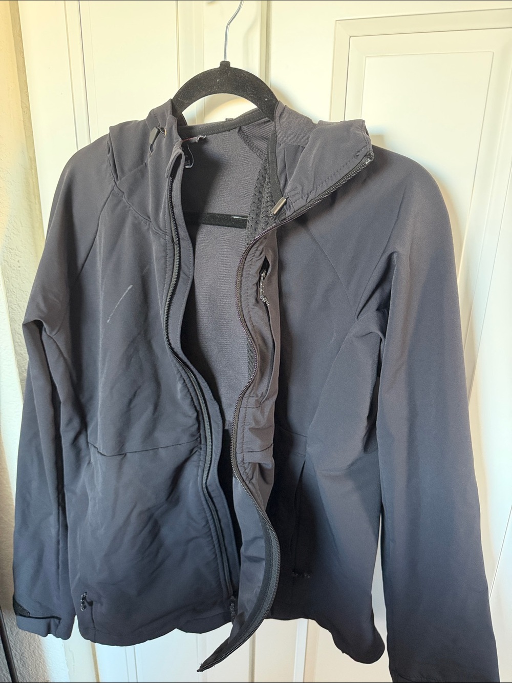 Kirkland Signatures Black Hooded Rain Jacket Jacket